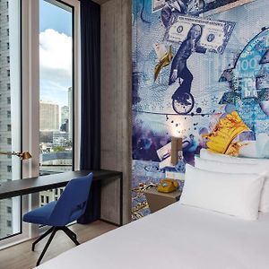 Premium King Room